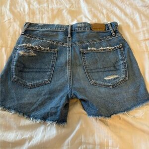 American Eagle 90's Boyfriend shorts